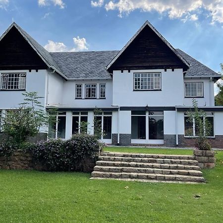 ヨハネスブルグ The South Way Bed & Breakfast エクステリア 写真